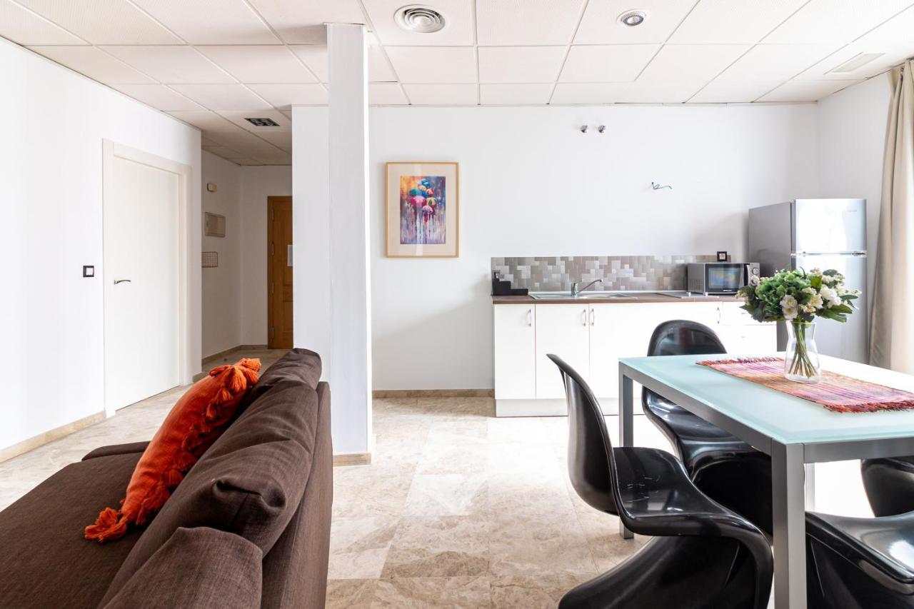 Saenz Suites Gallery By Bossh! Apartments Málaga Exterior foto